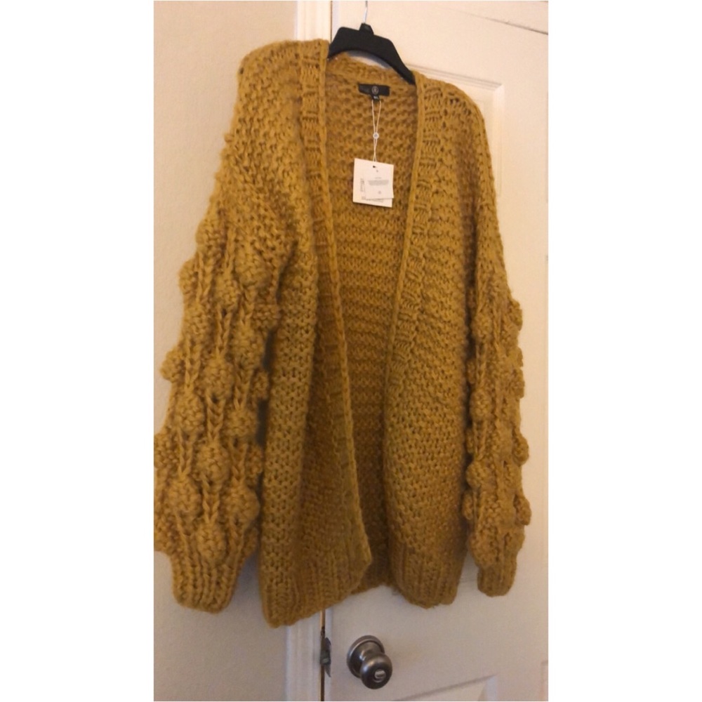 MissGuided Mustard Bubble Cardigan